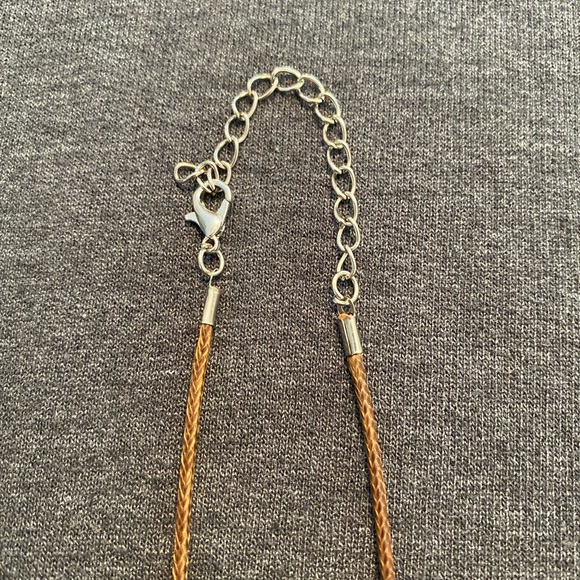 OWL NECKLACE (NWOT) - Picture 4 of 5